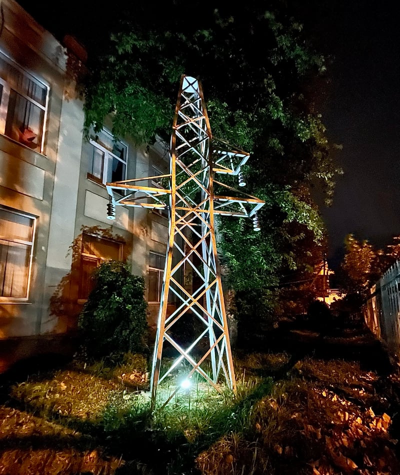 19 января отключат свет на некоторых улицах Славянска на Кубани